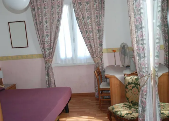 Riviera 3*